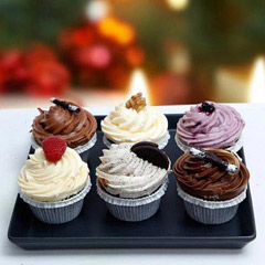 Sumptuous Treat : Cake for Promotion