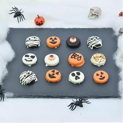 Halloween Oreo Cookies